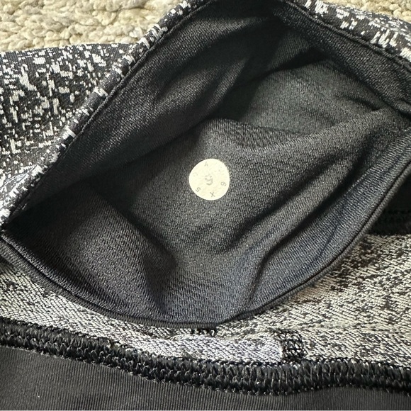 🎆 Lululemon Inspire Tight II Luxtreme Jacquard Black White 6 Running Leggings - Picture 10 of 11